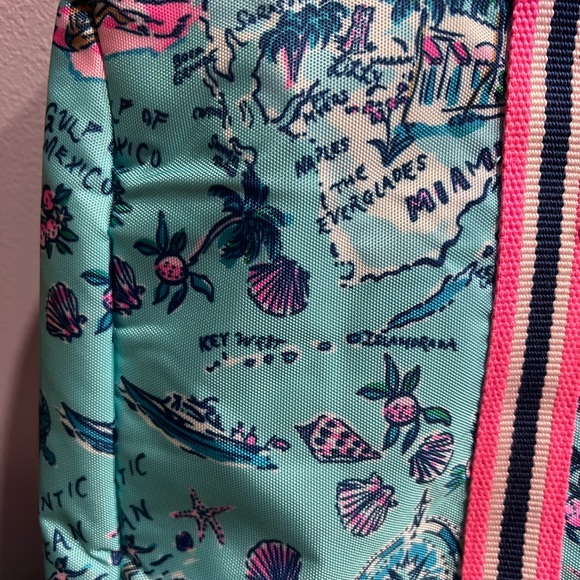 Lilly Pulitzer Weekender Bag - Picture 6 of 6